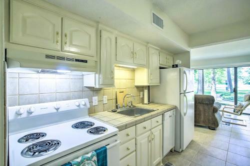 Apartamento Walden Golf Course Condo Near Lake Conroe!