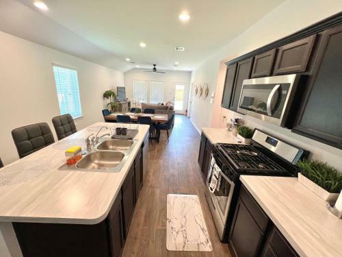 Affordable 2 Bed W Bath 10 Min From Iah Airport