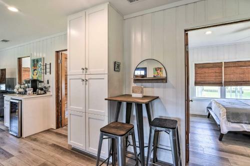 Breezy Surfside Beach Home With Deck And Grill!