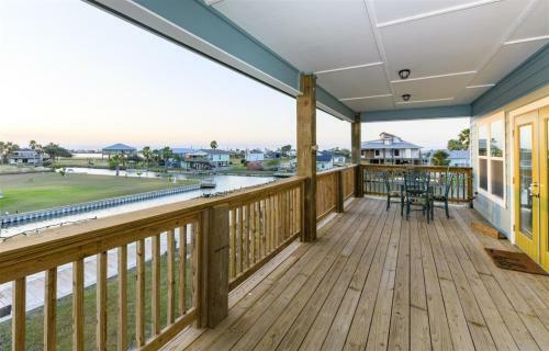 Blue Crab Cove