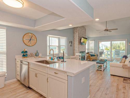 Apartamento Kontiki Bayfront Condo #405
