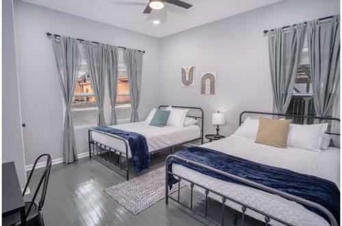 Captivating 4br 2ba Home Near Awesome Downtown