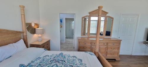 Chris Beach Pool Townhome Home