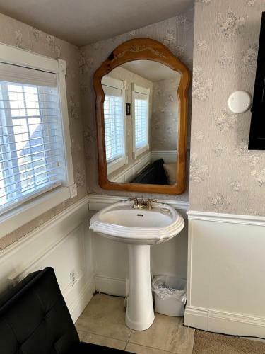 Charming Historic Payson Home Built 1875