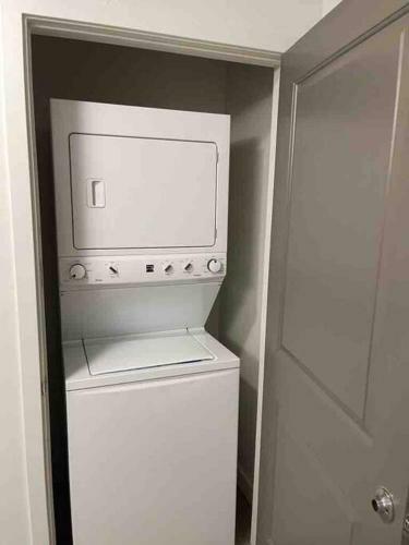 Luxury 1-bedroom Apartment