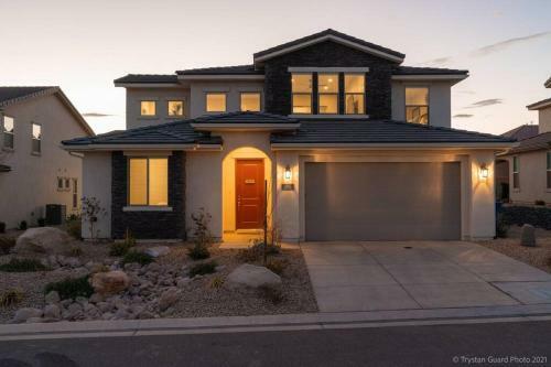 Trailhead - Private Home/hot Tub - Fully Loaded!!!