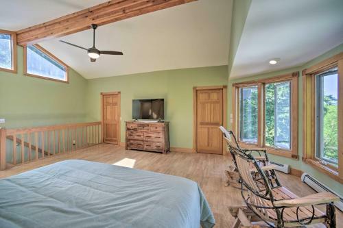 Spacious Wells Oasis With Decks On Little Lake!