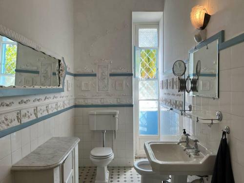 Beautiful Garden Apartment Steps From The Beach