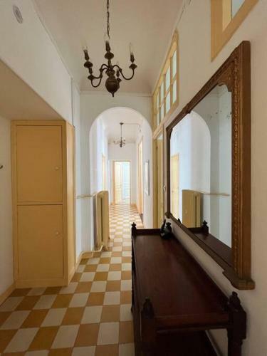 Beautiful Garden Apartment Steps From The Beach