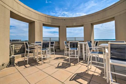 Apartamento Urban Arlington Escape With Community Pool!