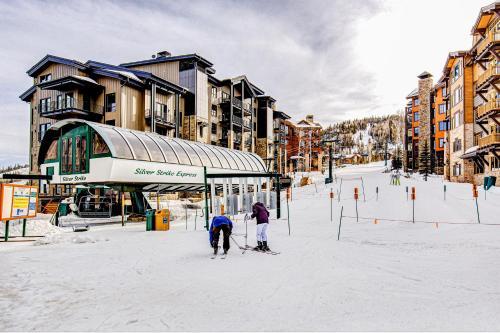 Slope Side Splendor
