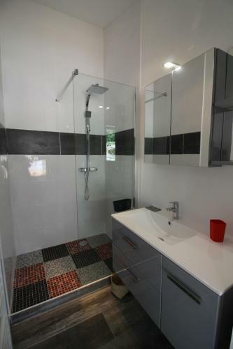 Apartamento Le G�te Rouge Du Domaine Du Pas de L'�ne