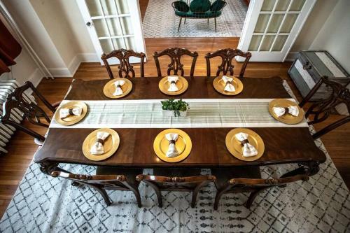 Charming 1932 Craftsman - The Bohannon House