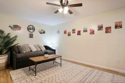 Gaming In Shenandoah- Game Room- Mile From Shenandoah River