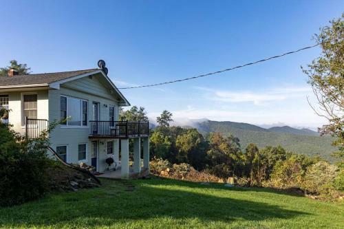Shenandoah Hideaway Mtn Top Views Total Privacy!