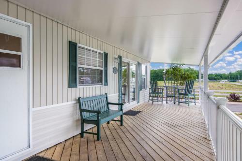 Bethpage Hewick Three-bedroom Cottage 30