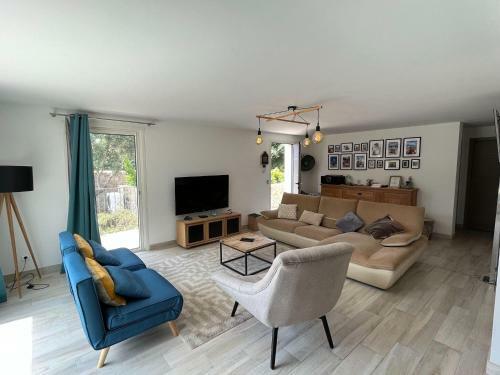 Spacious Holiday Home In Monticello With Private Pool