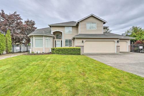 Spacious Kent Home Great For Large Families!