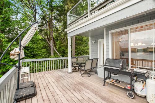 Hammersley Inlet Home