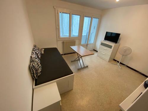 Apartamento Studio Avec Parking Gratuit Dans R�sidence Ferm�e