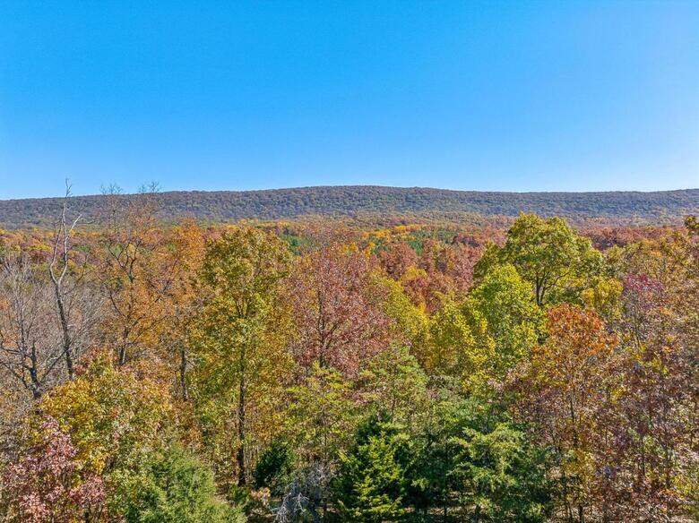 Overlook At Sleepy Creek