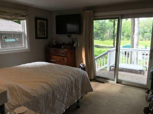 Sleepy Bay Getaway