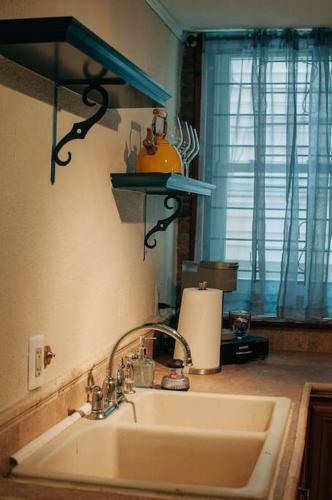 Cozy Garden Apartment In Eclectic Riverwest