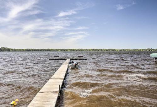 Charming Cabin With Grill And Dock - Walk To Lake
