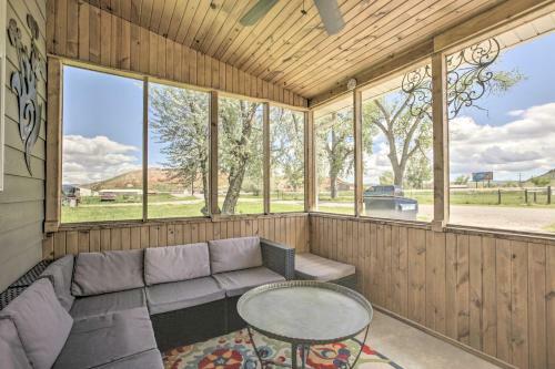 Idyllic Gem Screened Porch, Half Mi To River!