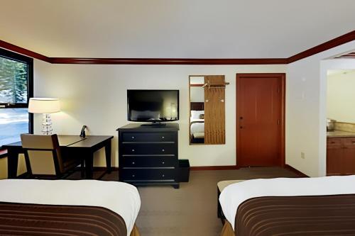 Resort At Squaw Creek II