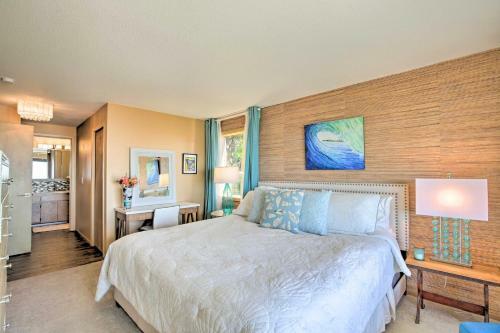 Pacific Penthouse Retreat With Ocean Views!