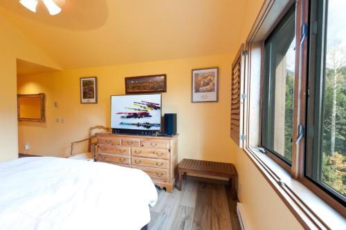 Cascade Village 349