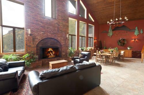 Cascade Village 320