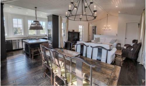 Dejarnette Cottage