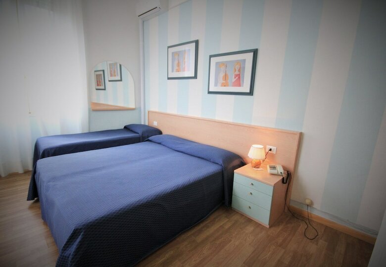 Hostal Albergo Villa Gradita