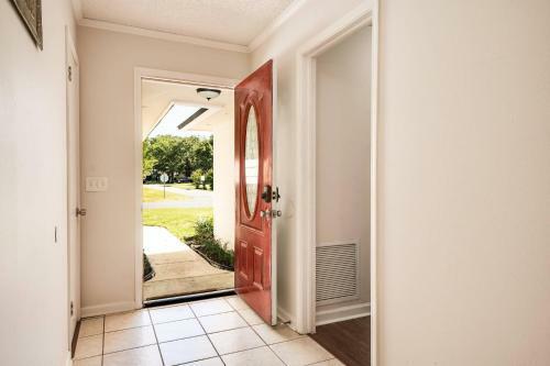 Bermuda Drive Abode