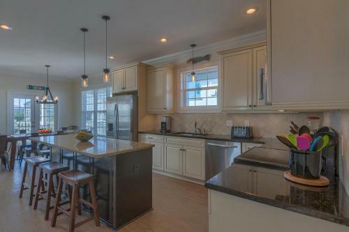 Veranda Views By Pristine Properties