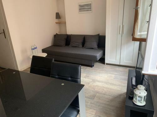 Apartamento Studio Amandiers Rouge