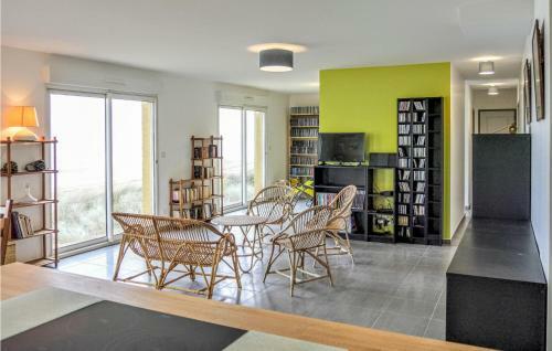 Awesome Home In Pirou-plage With 3 Bedrooms