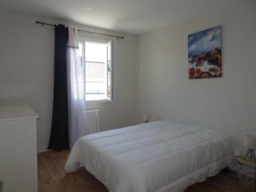 Comfortable Bungalow, Pleumeur-bodou, Pink Granite Coast