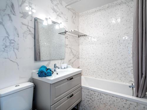 Apartment Les Trois Iles-11