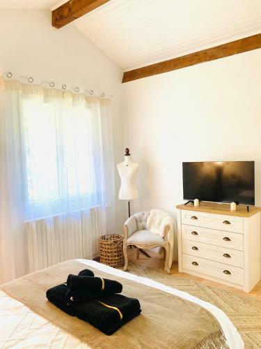 �l�gante Villa Dans Un �crin De Verdure