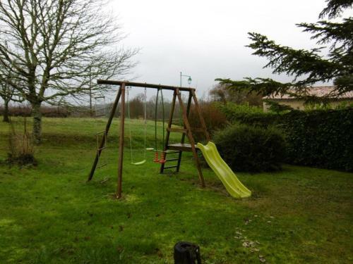 G�te Rimons, 3 Pi�ces, 5 Personnes - Fr-1-440-32