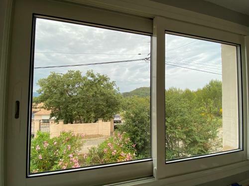 Hostal Gite St Sauveur De Rocbaron