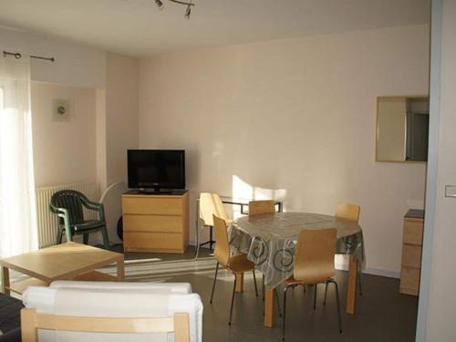 Cosy Apartment In Rochefort With Balcony