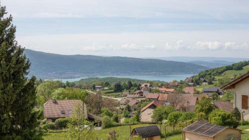 Villa Lot Appartements Adret Et Ubac
