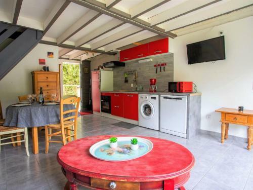 Holiday Home Maison Mae-flo