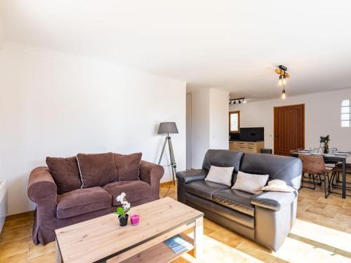 Holiday Home Villa Rigaou N-4