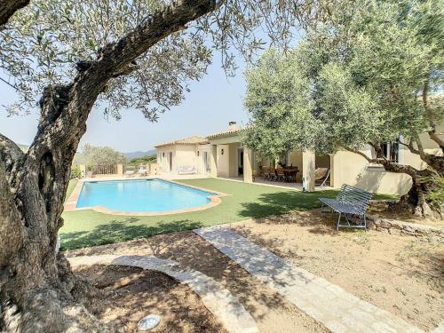 Villa Rental With Swimming Pool In Sainte-maxime