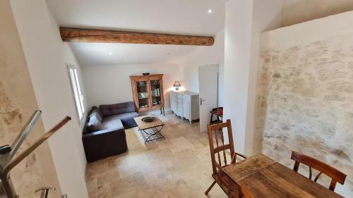 Les 2 Mazets Proven�aux